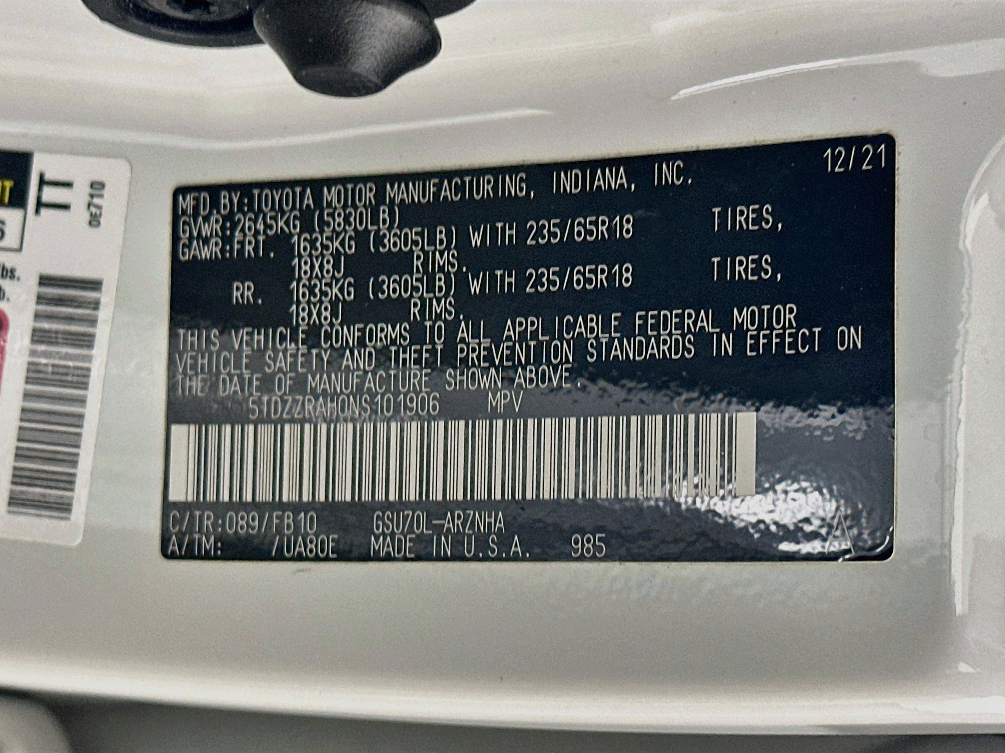 Used 2022 Toyota Highlander LE FWD image 12