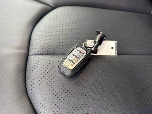 New 2026 Chrysler Pacifica Select image 30