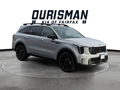 Certified 2025 Kia Sorento SX Prestige w/ Sage Leather Package image 1