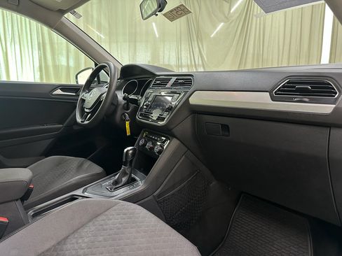 Used 2019 Volkswagen Tiguan S w/ Driver Assistance Package FWD image 27