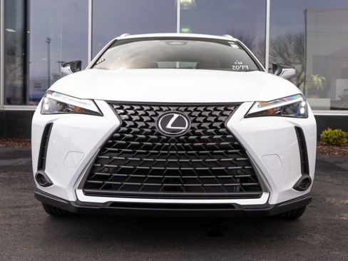 New 2026 Lexus UX 300h AWD image 2