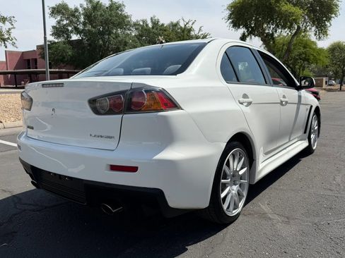 Used 2011 Mitsubishi Lancer Evolution GSR image 9