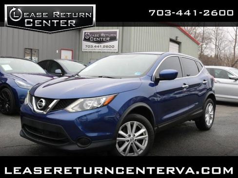 Used 2018 Nissan Rogue Sport S w/ S Appearance Package image 1