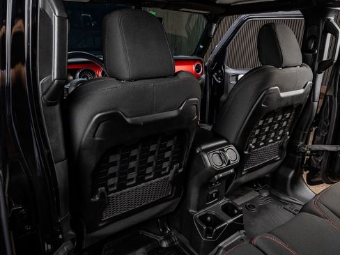 Used 2022 Jeep Wrangler Unlimited Rubicon image 33