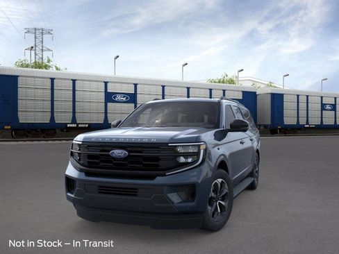 New 2026 Ford Expedition Max Active AWD/4WD image 2