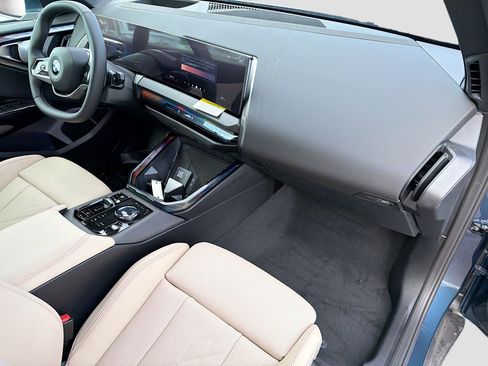 New 2026 BMW X3 xDrive30 w/ Premium Package image 13