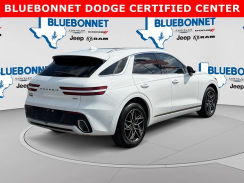 Used 2022 Genesis GV70 2.5T w/ Advanced Package AWD/4WD image 5