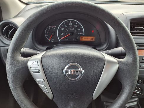 Used 2015 Nissan Versa S image 10