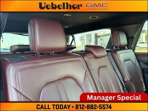 Used 2024 Ford Expedition Max Limited AWD/4WD image 5