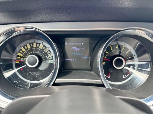 Used 2013 Ford Mustang Premium RWD image 12