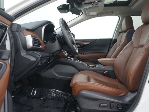 Used 2024 Subaru Outback Touring XT AWD/4WD image 19