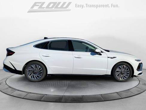 New 2026 Hyundai Sonata Limited image 8