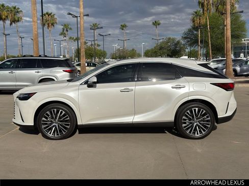 Used 2024 Lexus RX 350 Premium w/ Accessory Package (Z1) FWD image 3