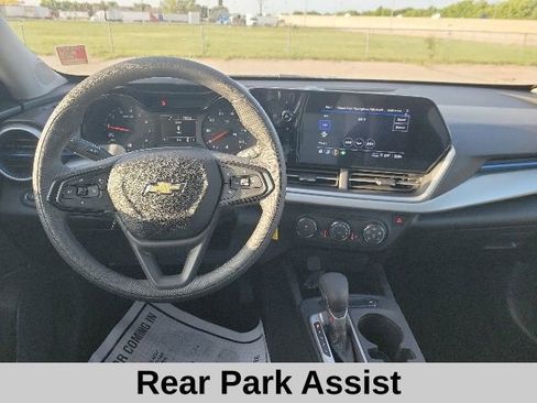 New 2026 Chevrolet Trax LS FWD image 4