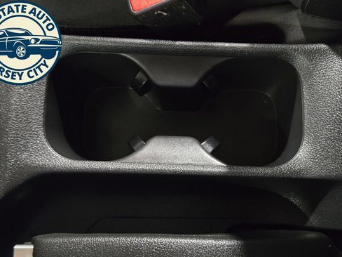 Used 2018 Hyundai Elantra GT FWD image 18