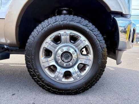 Used 2013 Ford F250 Lariat w/ Lariat Ultimate Pkg image 35