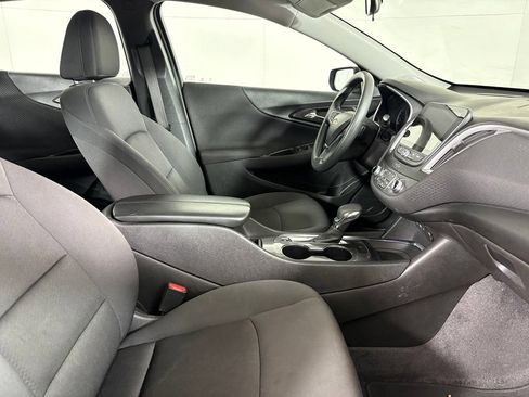 Used 2023 Chevrolet Malibu LT FWD image 14