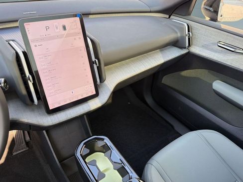 New 2026 Volvo EX30 Plus w/ Climate Package AWD/4WD image 25