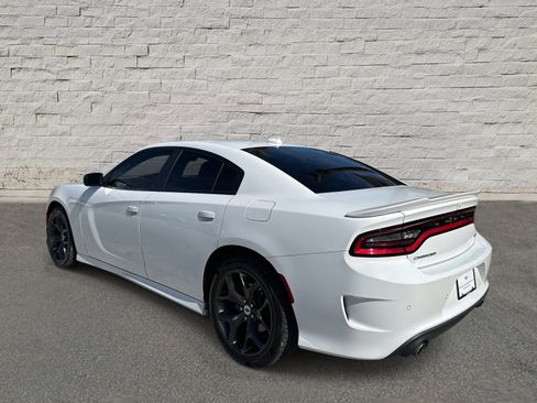 Used 2019 Dodge Charger GT image 3