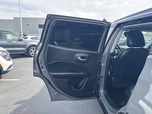 Used 2021 Jeep Compass Trailhawk image 19