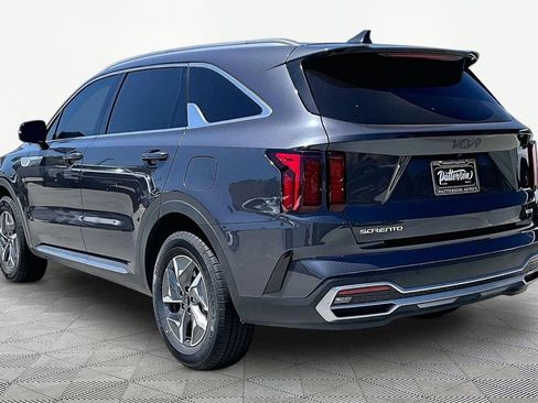 Certified 2023 Kia Sorento EX FWD image 6