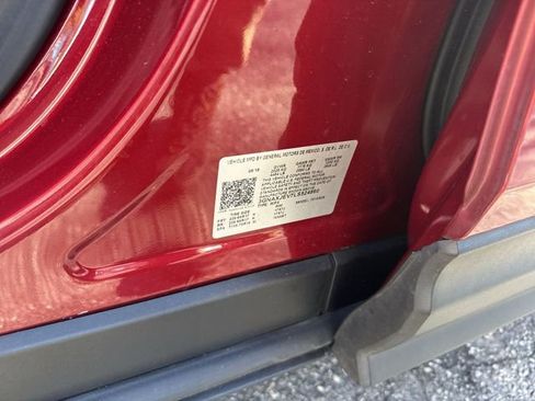 Used 2020 Chevrolet Equinox LT w/ Driver Convenience Package image 34