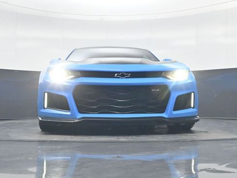 Used 2022 Chevrolet Camaro ZL1 image 11