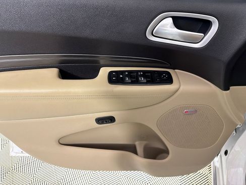 Used 2018 Dodge Durango Citadel w/ Technology Group RWD image 11