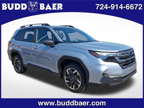 Used 2025 Subaru Forester Premium AWD/4WD image 1
