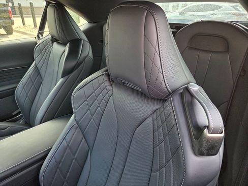 Certified 2021 Lexus LC 500 Convertible w/ Touring Package image 9