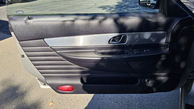 Used 2004 Ford Thunderbird RWD image 68