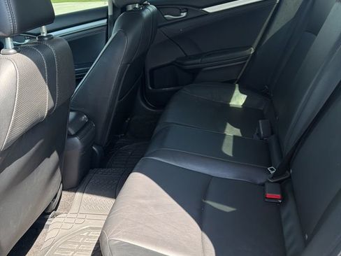 Used 2016 Honda Civic EX-L image 9