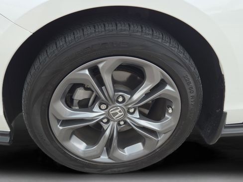 Used 2023 Honda Accord EX image 36