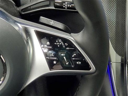 Used 2026 Mercedes-Benz GLC 300 4MATIC image 20