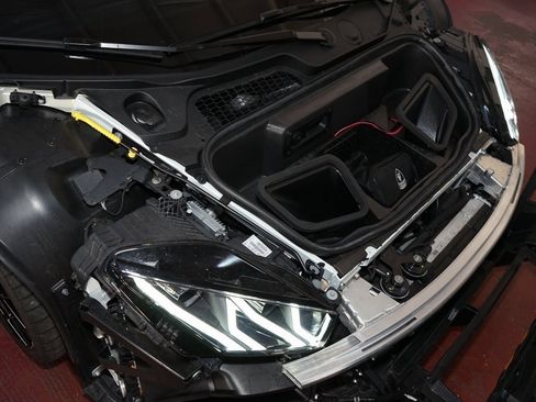 Used 2022 Lamborghini Huracan STO image 31