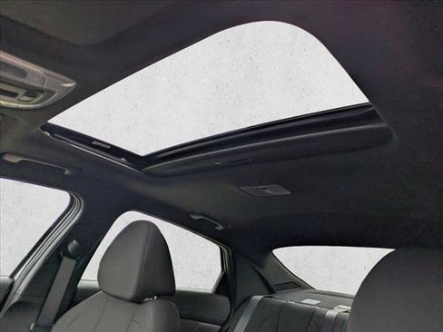 New 2026 Hyundai Elantra SEL Sport FWD image 17