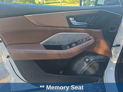 Used 2023 Acura MDX FWD w/ Technology Package image 19