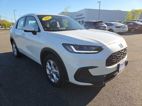 Used 2025 Honda HR-V LX image 10