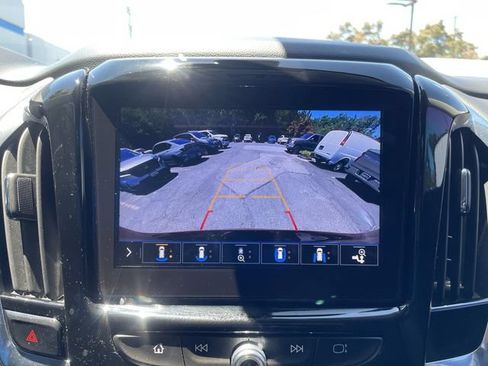 Certified 2021 Chevrolet Traverse Premier w/ LPO, 'HIT The Road' Package AWD/4WD image 17