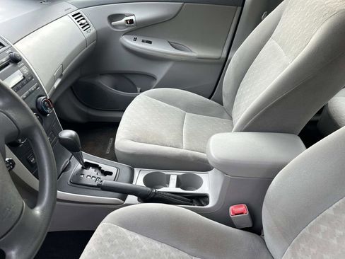 Used 2009 Toyota Corolla S image 14