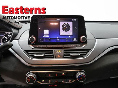 Used 2023 Nissan Altima 2.5 SR AWD/4WD image 12