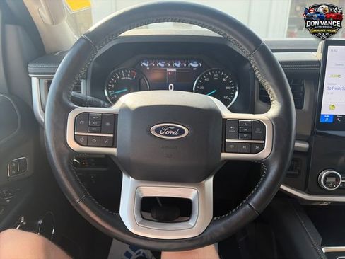 Used 2024 Ford Expedition XLT AWD/4WD image 14