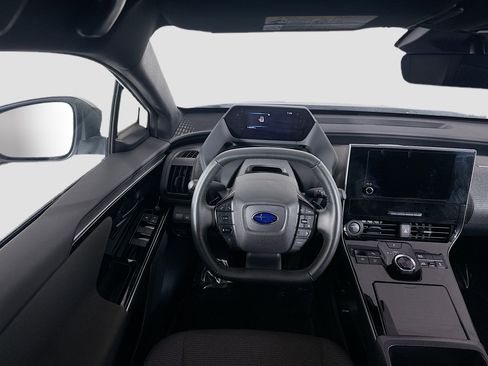 Used 2024 Subaru Solterra Premium image 17