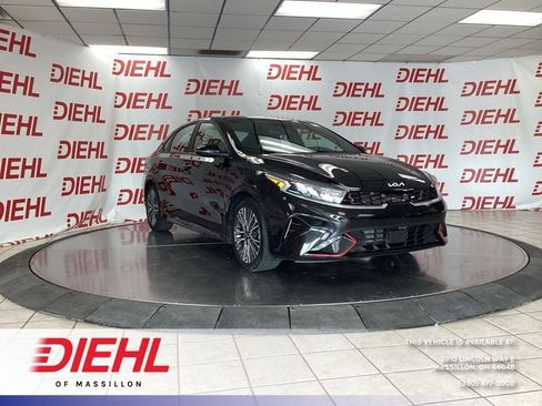 Used 2023 Kia Forte GT-Line w/ GT-Line Technology Package FWD image 1