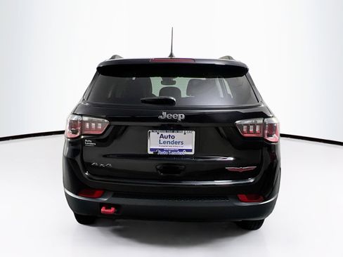 Used 2022 Jeep Compass Trailhawk AWD/4WD image 6