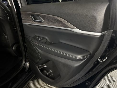 Used 2023 Jeep Grand Cherokee Limited image 30