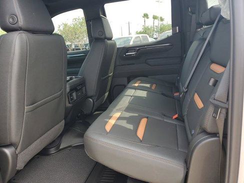 New 2026 GMC Sierra 1500 AT4 w/ AT4 Premium Package AWD/4WD image 16