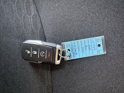 New 2026 RAM 2500 Big Horn AWD/4WD image 34