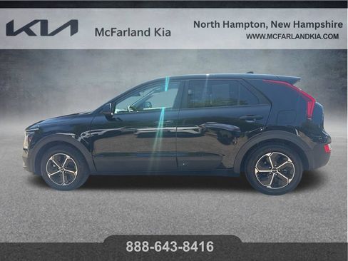 Used 2023 Kia Niro LX FWD image 3