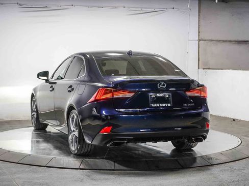Used 2019 Lexus IS 300 w/ Navigation Package RWD image 4